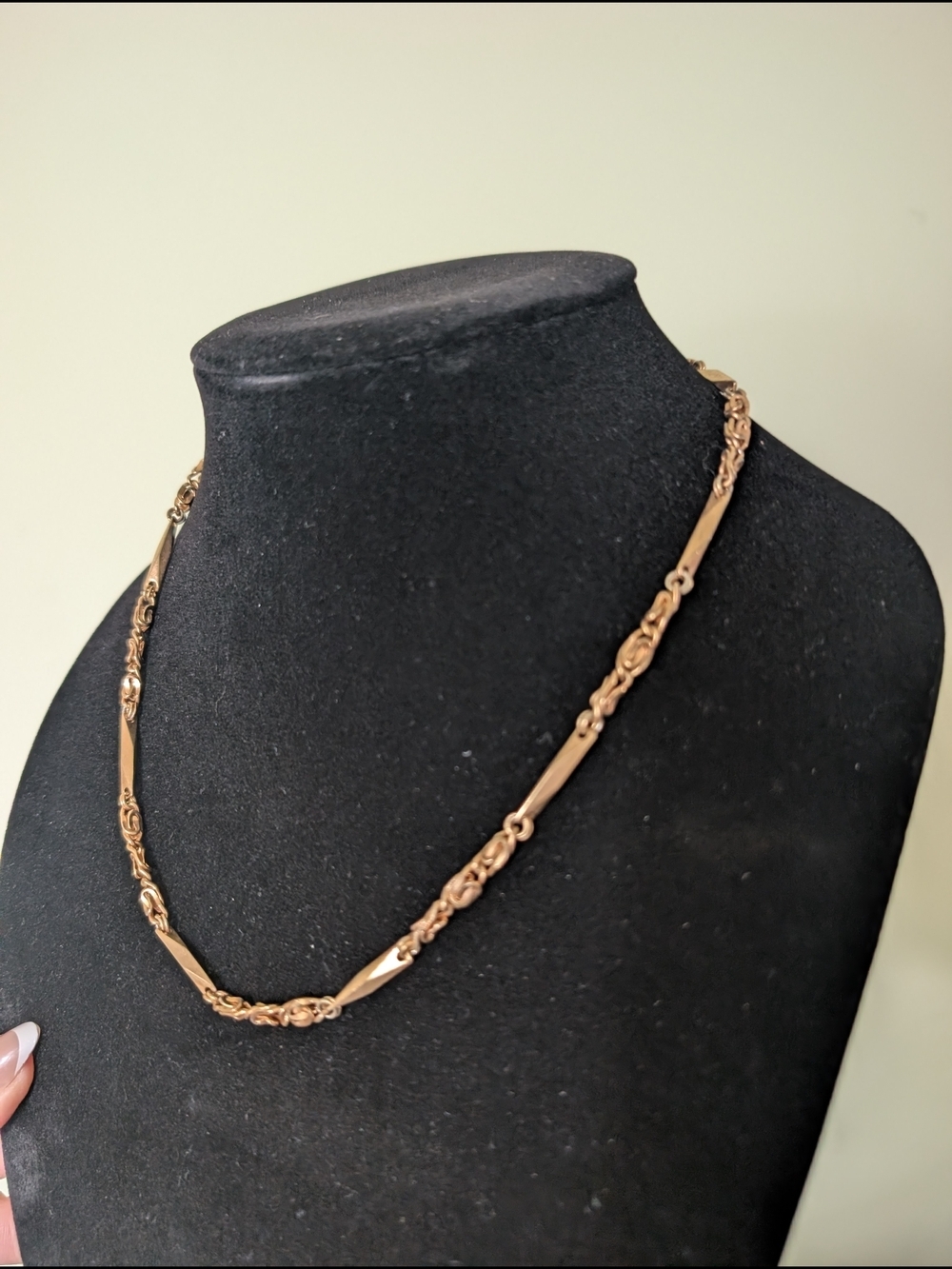 Vintage Goldtone Link Necklace - Women Jewelry